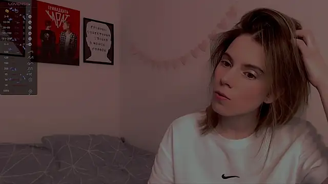 Snapshot of _ni_kiss chatting on February 6, 11:04 pm ni kiss online show from February 6, 11:04 pm