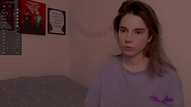 Snapshot of _ni_kiss chatting on February 15, 8:11 pm ni kiss online show from February 15, 8:11 pm