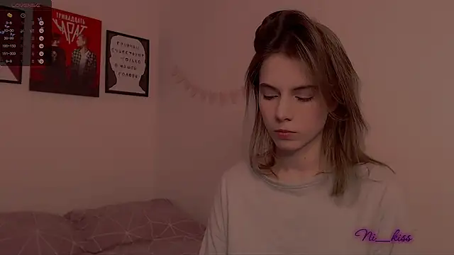 Snapshot of _ni_kiss chatting on February 21, 4:05 pm ni kiss online show from February 21, 4:05 pm