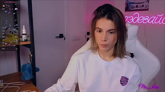 Snapshot of _ni_kiss chatting on September 19, 7:03 pm ni kiss online show from September 19, 7:03 pm