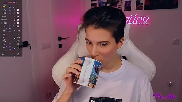 Snapshot of _ni_kiss chatting on October 6, 6:38 pm ni kiss online show from October 6, 6:38 pm