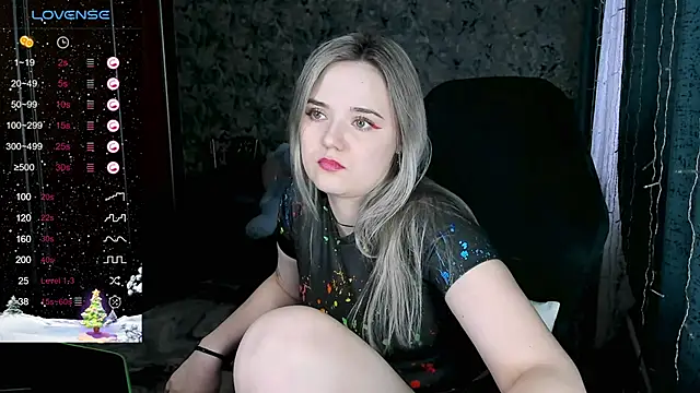 Snapshot of Your_small_bunny chatting on January 26, 9:51 am Your small bunny online show from January 26, 9:51 am