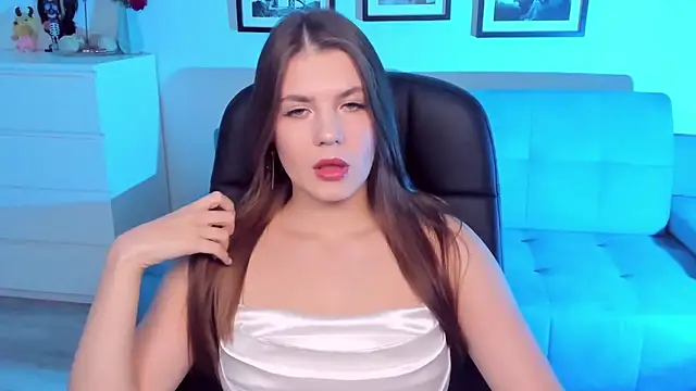 Snapshot of BellaSweetHeart chatting on October 23, 5:33 pm BellaSweetHeart online show from October 23, 5:33 pm