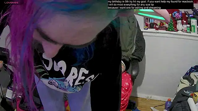 tallnerdyguy online show from February 12, 2:24 am