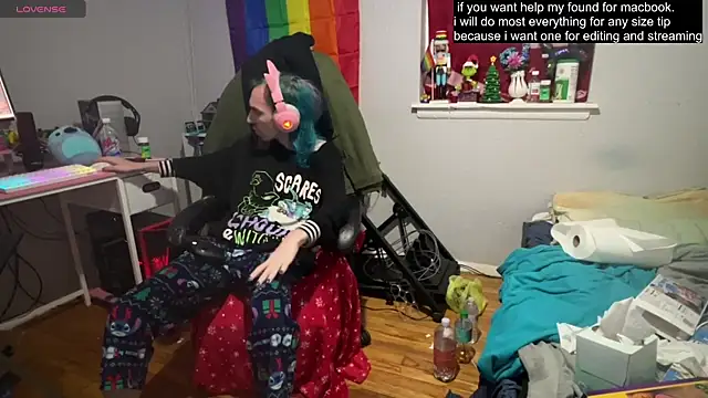 tallnerdyguy online show from March 18, 2:25 am