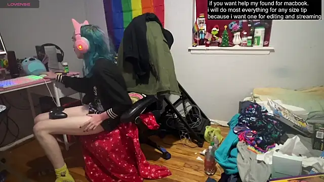 tallnerdyguy online show from March 18, 5:31 am