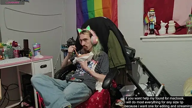 tallnerdyguy online show from September 16, 12:22 am