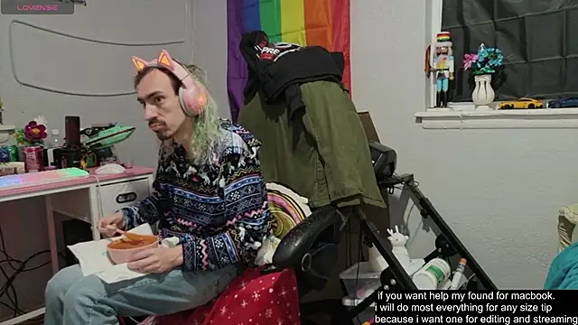 tallnerdyguy online show from October 9, 1:36 am