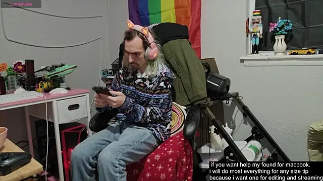 tallnerdyguy online show from October 24, 3:47 am