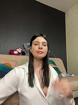 CurlyLara online show from March 18, 5:21 pm