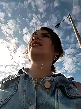 Alysson-- online show from January 23, 12:52 pm