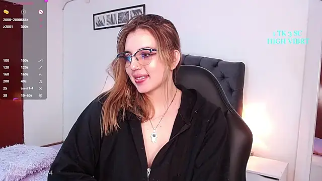 Thea Aphros  online show from February 11, 11:54 pm