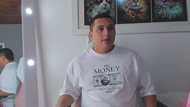 naughtyloverss online show from December 26, 2:27 pm