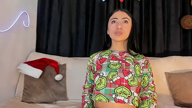 Gisell s online show from December 13, 10:23 pm