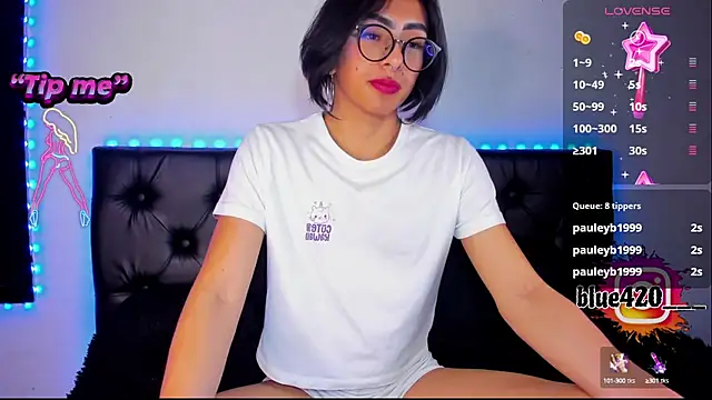 Skyler  blue4 online show from December 14, 11:34 pm