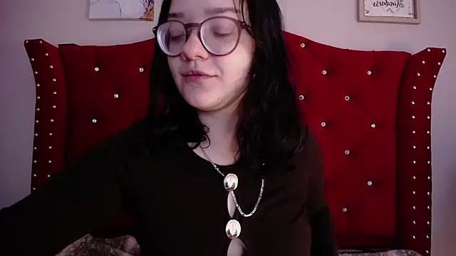 charlotte1-ls online show from March 5, 10:10 pm