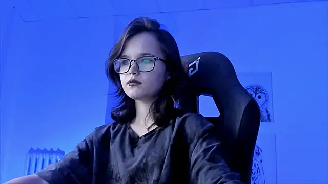 Elainebeness online show from December 24, 7:44 pm