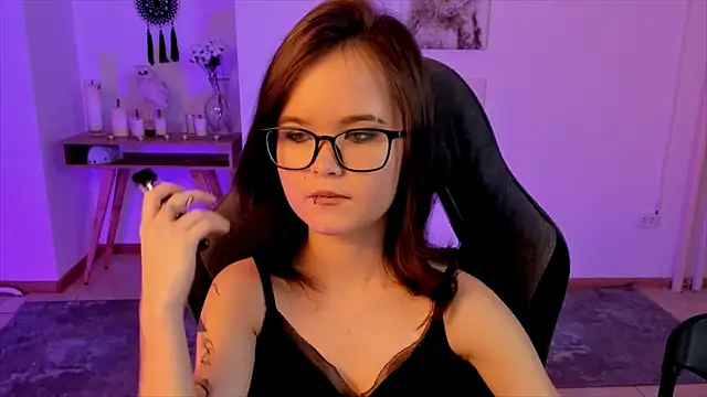 Elainebeness online show from January 26, 2:03 am