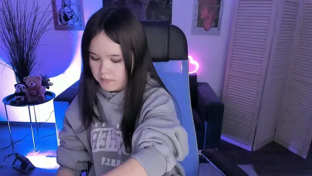 Elainebeness online show from November 27, 11:29 pm