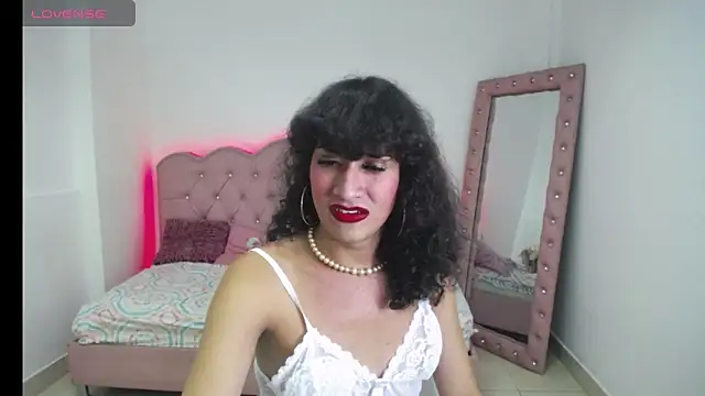 Kathleen Rodriguez online show from January 11, 3:23 am