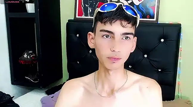 ttimy x boy online show from February 6, 12:33 am