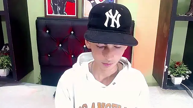 ttimy x boy online show from February 26, 8:00 pm