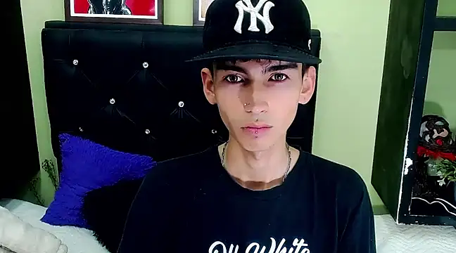 ttimy x boy online show from March 3, 10:10 pm