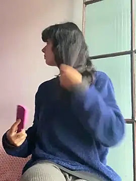 Snapshot of magalunabb chatting on December 9, 8:33 pm magalunabb online show from December 9, 8:33 pm