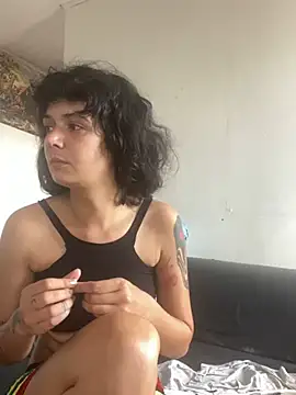 Snapshot of magalunabb chatting on January 7, 6:24 pm magalunabb online show from January 7, 6:24 pm