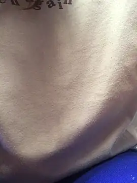 Snapshot of Miss_oliviaa chatting on January 18, 12:47 pm Miss oliviaa online show from January 18, 12:47 pm