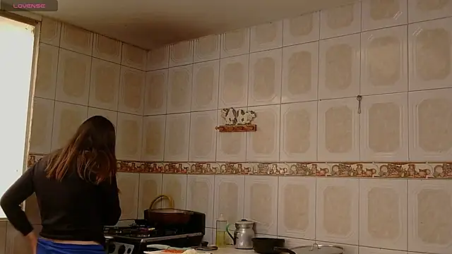 Snapshot of Miss_oliviaa chatting on January 18, 3:49 pm Miss oliviaa online show from January 18, 3:49 pm