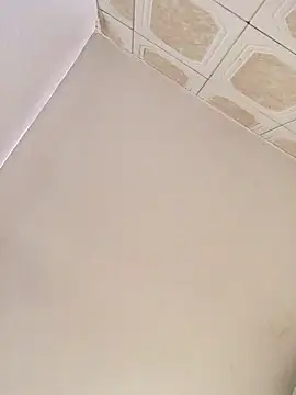 Snapshot of Miss_oliviaa chatting on January 21, 8:11 pm Miss oliviaa online show from January 21, 8:11 pm