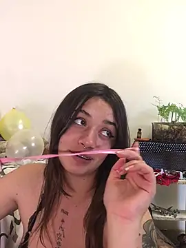 Snapshot of Miss_oliviaa chatting on January 22, 7:56 pm Miss oliviaa online show from January 22, 7:56 pm