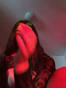 Snapshot of Miss_oliviaa chatting on February 8, 7:49 pm Miss oliviaa online show from February 8, 7:49 pm