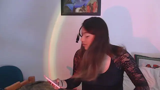 Snapshot of Miss_oliviaa chatting on March 10, 10:55 pm Miss oliviaa online show from March 10, 10:55 pm