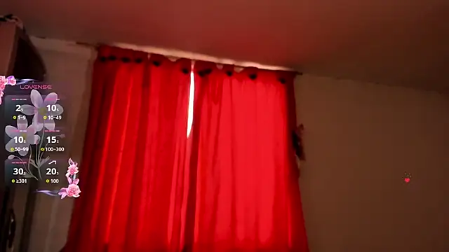 Snapshot of Miss_oliviaa chatting on October 15, 2:50 pm Miss oliviaa online show from October 15, 2:50 pm