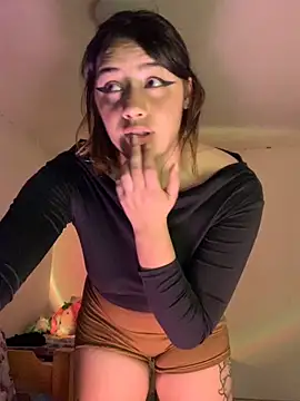 Snapshot of Miss_oliviaa chatting on November 13, 1:48 am Miss oliviaa online show from November 13, 1:48 am