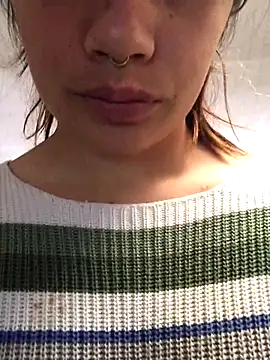 Snapshot of Miss_oliviaa chatting on November 20, 1:00 pm Miss oliviaa online show from November 20, 1:00 pm