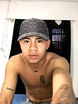 logannth online show from November 26, 9:38 pm