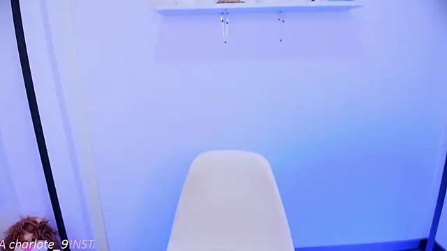 kristynmassey online show from January 24, 8:22 pm