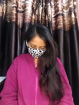 bigtitsqueen online show from January 15, 3:43 am