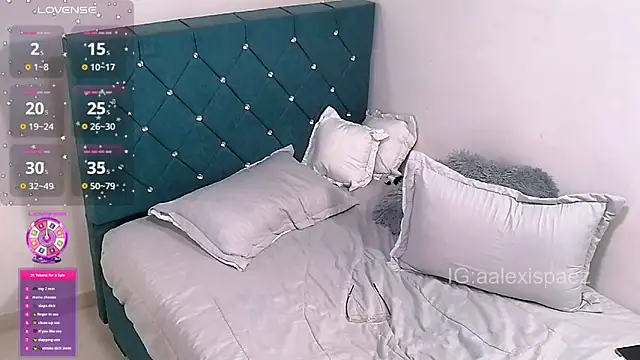 Snapshot of alexispaez457062 chatting on September 25, 9:02 am alexispaez457062 online show from September 25, 9:02 am