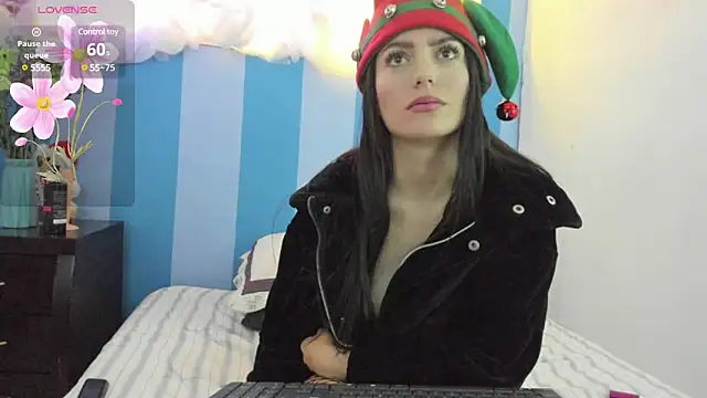 britny clouds online show from December 4, 3:10 pm