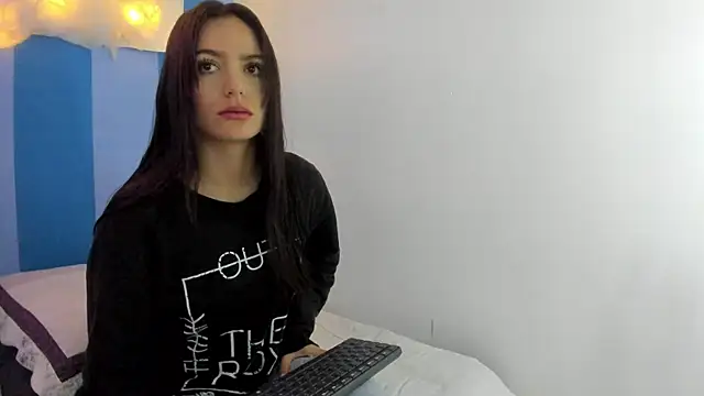 britny clouds online show from December 27, 12:12 pm