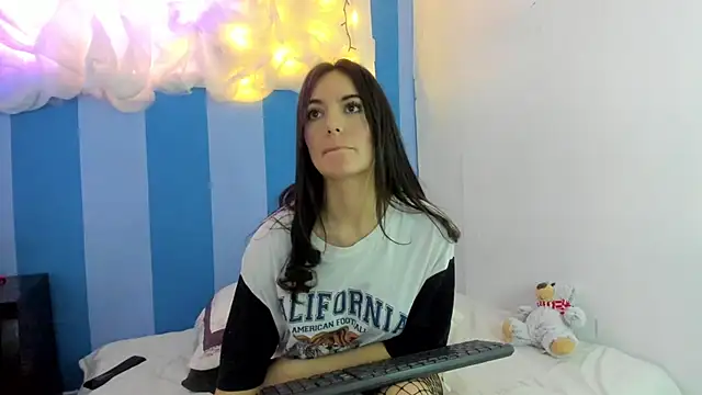 britny clouds online show from December 30, 3:35 pm