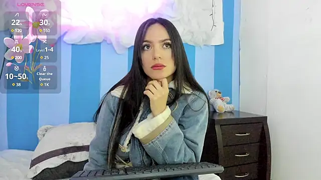 britny clouds online show from January 14, 1:49 pm