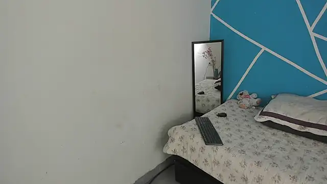 britny clouds online show from January 21, 2:59 pm