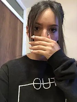 britny clouds online show from March 13, 7:28 pm