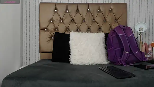 veneno hot online show from February 5, 1:22 pm