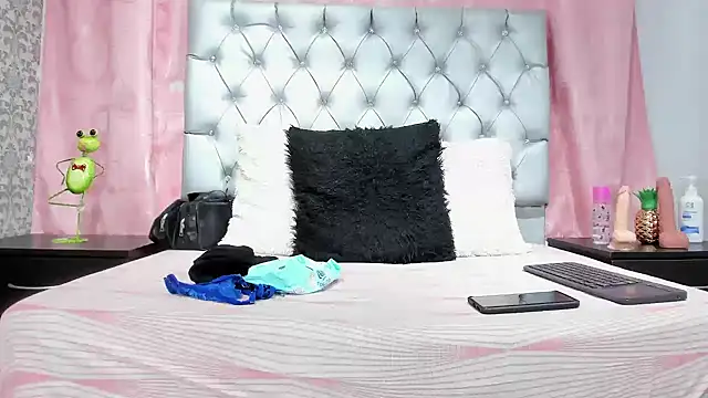 veneno hot online show from November 13, 1:10 pm